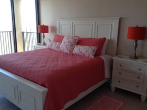 3 bedrooms, iron/ironing board, travel crib, WiFi