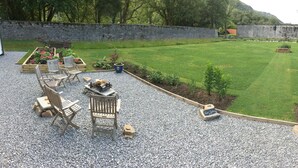 Property grounds - Braemore Walled Garden B&B (Garve)