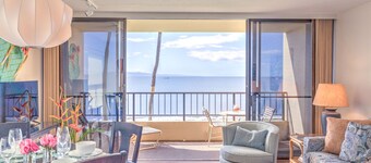 Beautiful Oceanfront Corner Unit