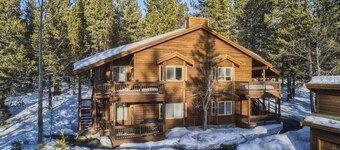Best Tahoe Donner Location. EV Charger. Fast WiFi. Unlimited Hot Water.