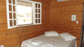 Minibar, wifi gratis y ropa de cama
