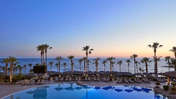 Indoor pool, outdoor pool, pool loungers