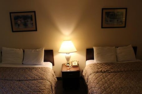 Ropa de cama de alta calidad, sistema de insonorización y wifi gratis