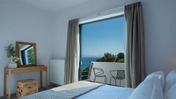 3 bedrooms, premium bedding, in-room safe, individually decorated