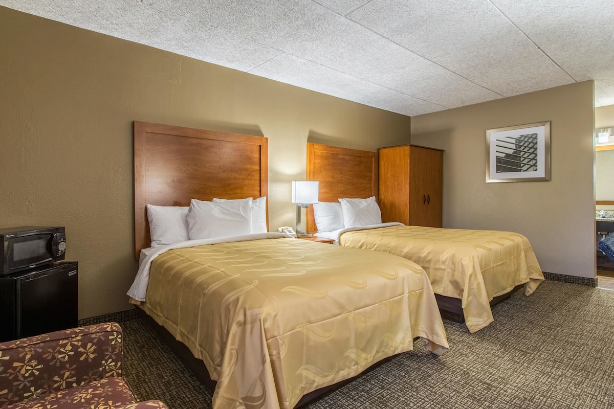 1 bedroom, desk, iron/ironing board, free WiFi
