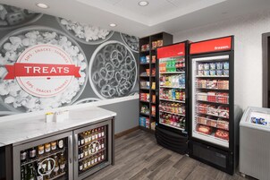 Snack bar
