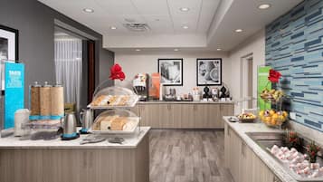 Desayuno buffet incluido todos los días