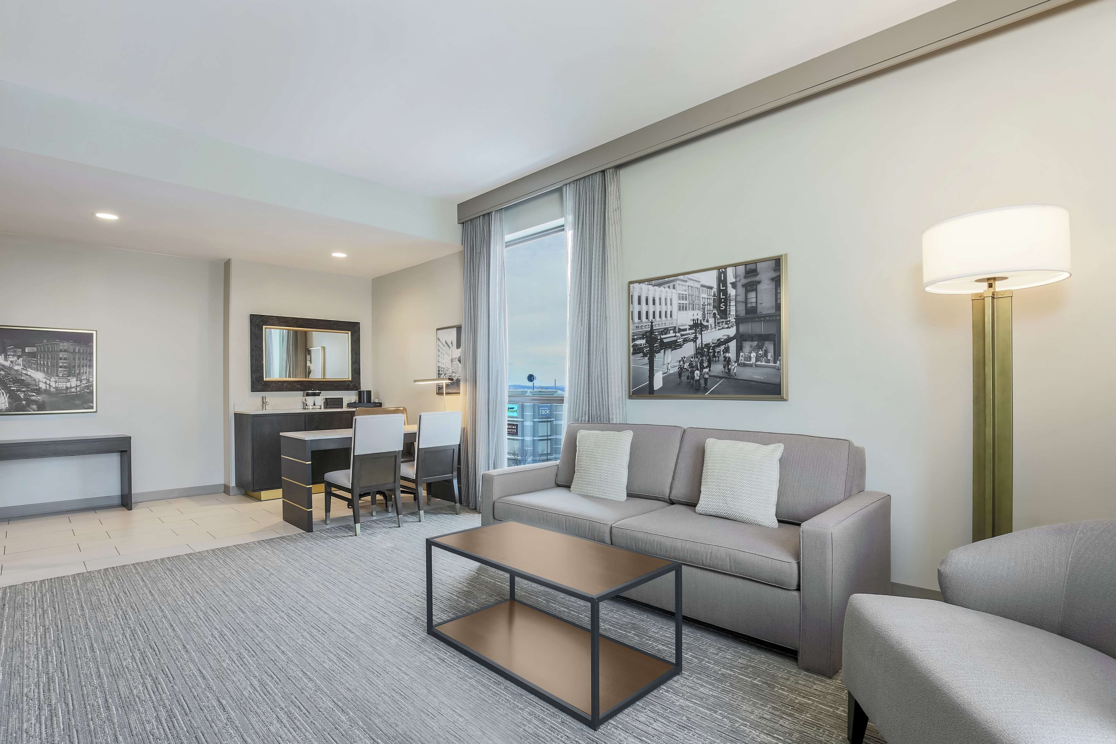 Suite, 2 grands lits, en angle