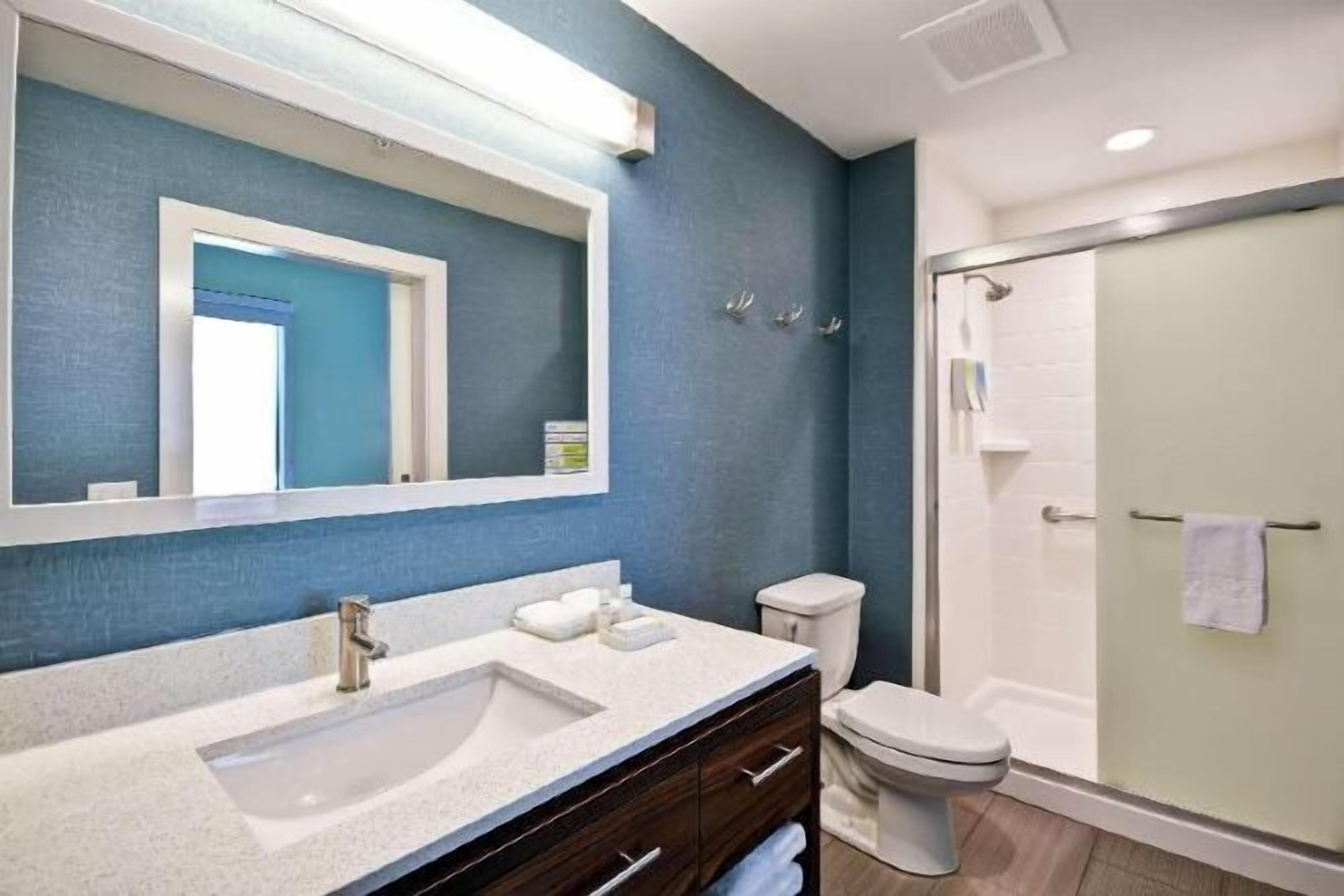 Phòng tắm | Đồ dùng nhà tắm miễn phí, máy sấy tóc, khăn tắm 