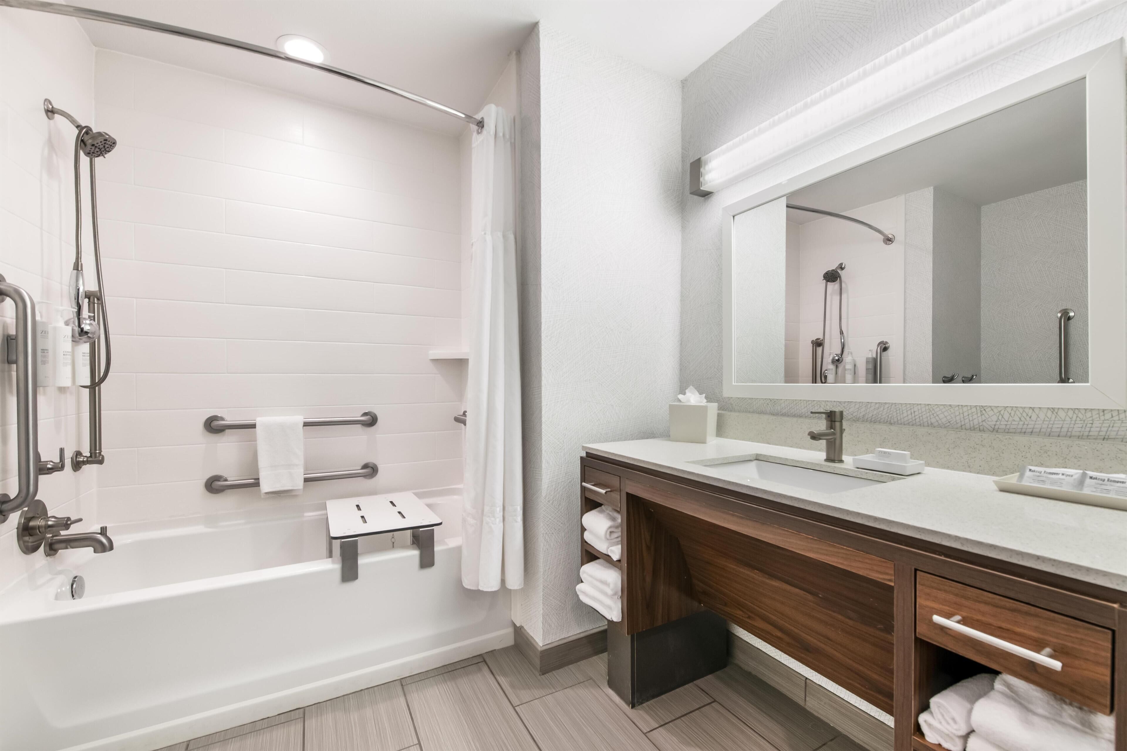 Foto - Home2 Suites Pensacola I-10 At North Davis Hwy