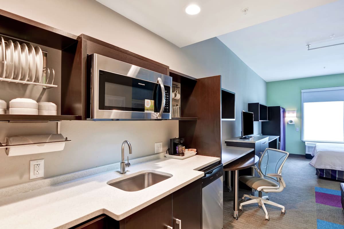 1 bedroom, premium bedding, blackout curtains, iron/ironing board