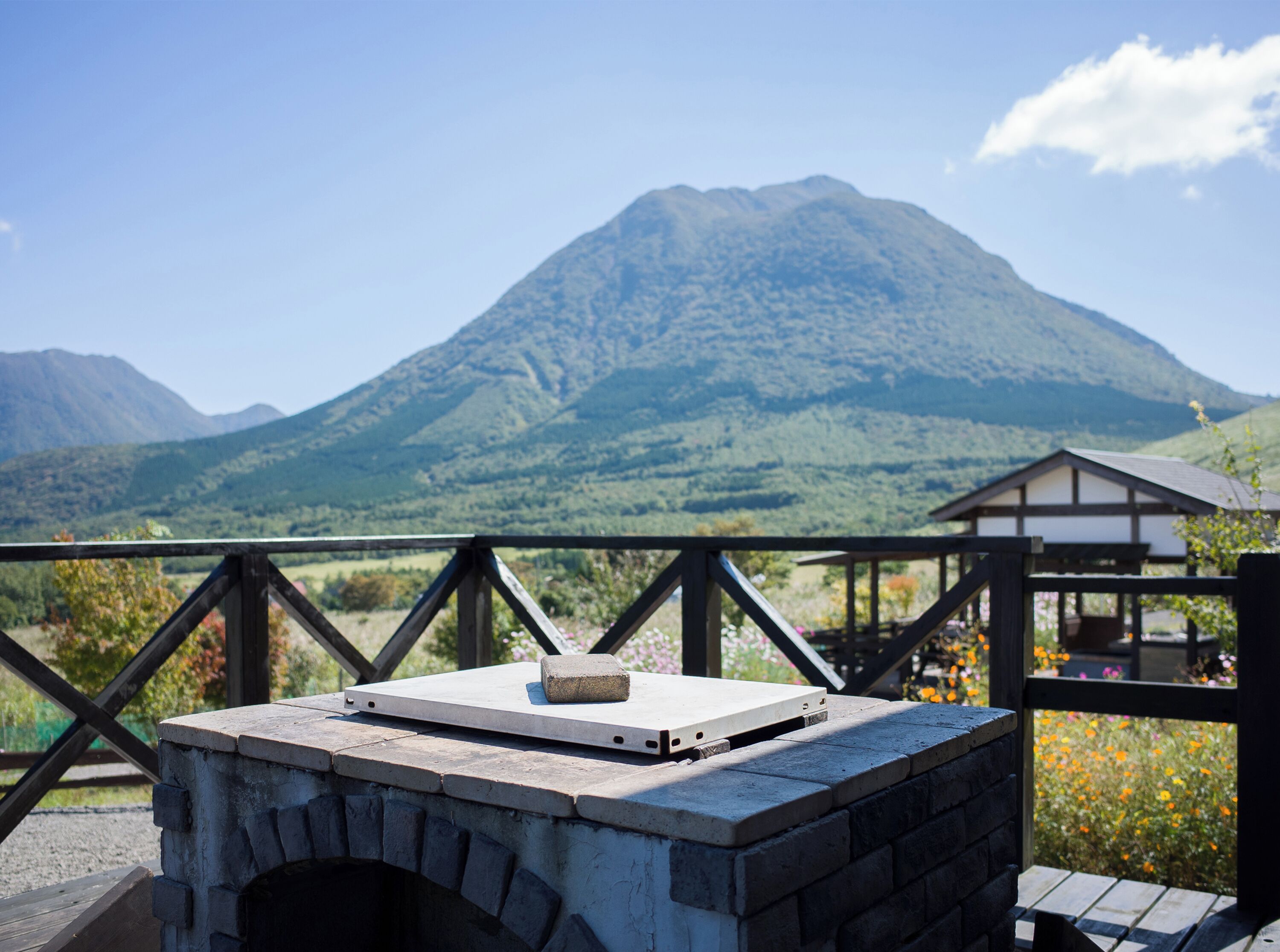 Loft, niet-roken (Up to 5 people including children) | Uitzicht vanaf balkon