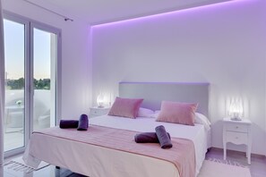 7 bedrooms, in-room safe, iron/ironing board, travel cot