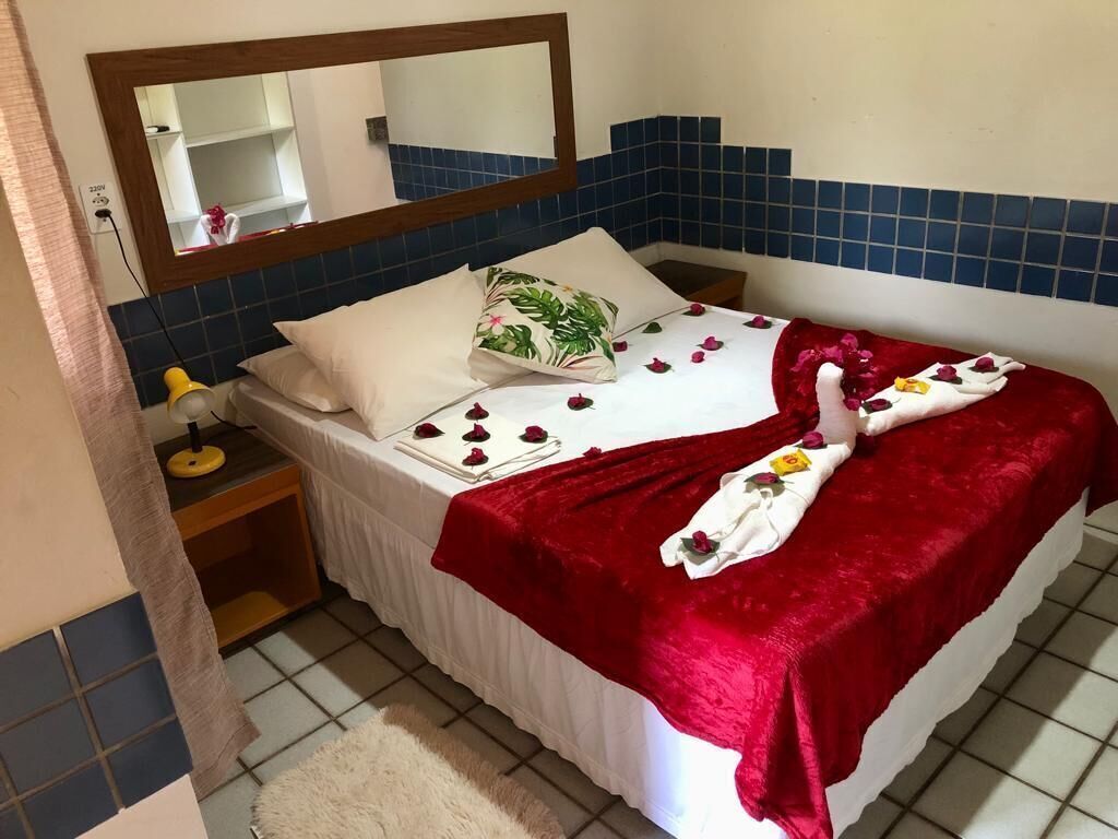 Minibar, tabla de planchar con plancha, wifi gratis y ropa de cama