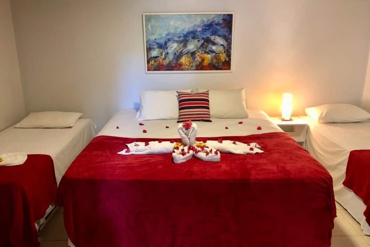 Minibar, iron/ironing board, free WiFi, bed sheets