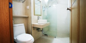 Bathroom - Shinshin Hotel Jeju City (Jeju City)