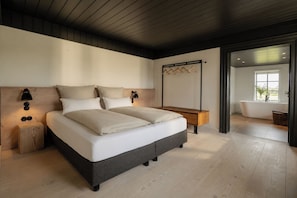 4 chambres, fer et planche à repasser, accès Internet, draps fournis