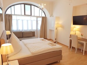 2 bedrooms, desk, iron/ironing board, travel crib