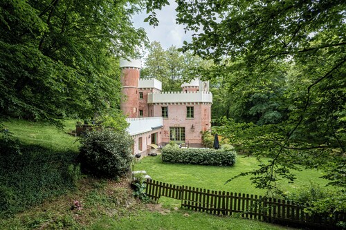 Château avec SPA privatif à 45 min de Paris et de Reims, 25 min de Disney