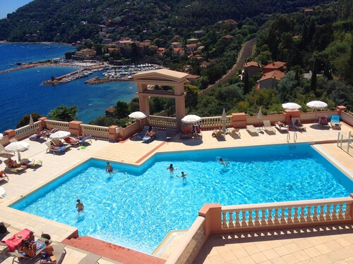 Luxus-Maisonette-Wohnung in Imperial Bay Théoule sur Mer