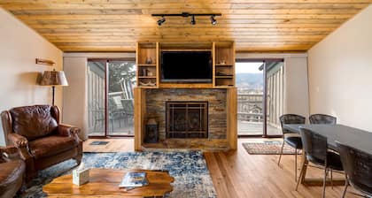 Updated Top-Floor Townhome with Stunning Views, Just One Block from the Slopes!