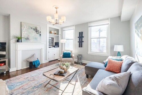 Spacious Home: Walk to Everything & FREE Parking