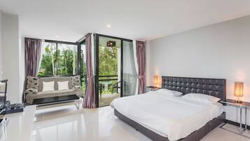 1 bedroom, in-room safe, iron/ironing board, free WiFi