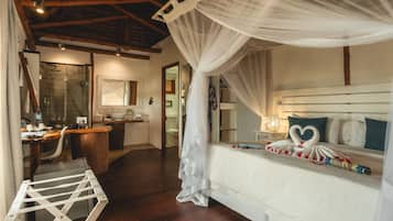 Bungalow | Bộ đồ giường cao cấp, két bảo mật tại phòng, bàn