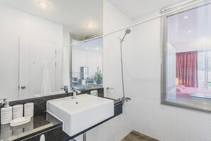 Studio, 1 Bedroom | Bathroom sink - Condo in Karon in Chic Condo - Unit B505 (Karon)