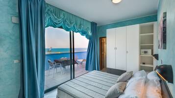 Superior Double or Twin Room, Terrace | In-room safe, cots/infant beds, free WiFi