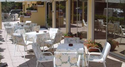 Hotel Montecarlo Nord