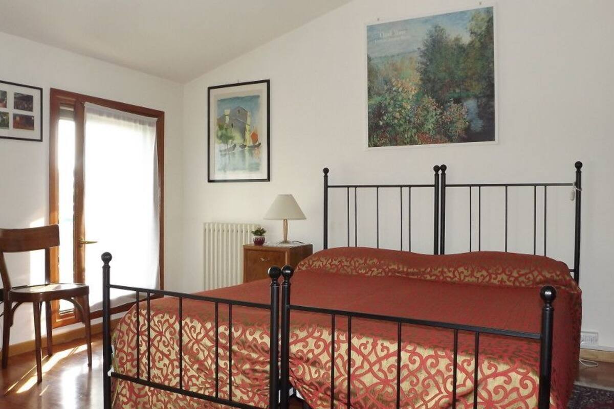 Quadruple Room | Desk, blackout drapes, soundproofing, iron/ironing board