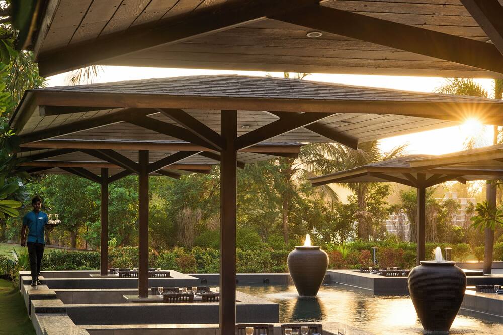 Saya Grand Resort By Treat Thane