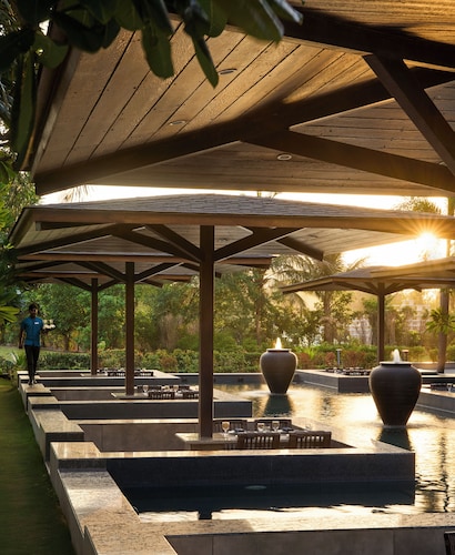 Saya Grand Resort By Treat Thane