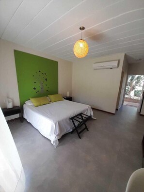 Suite – deluxe | Minibar, safe på rommet, lydisolert og barnesenger (inkludert)