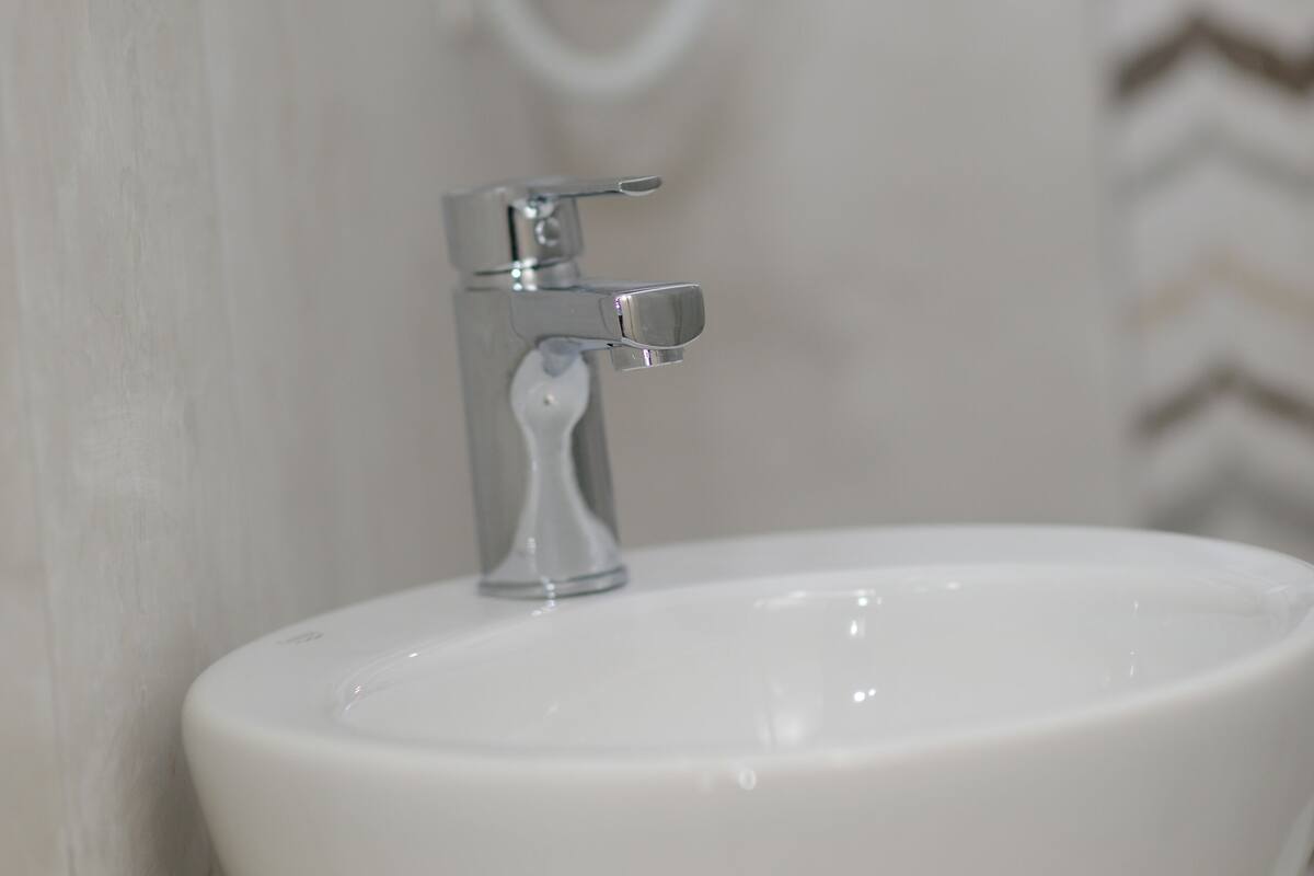 shower, free toiletries, hair dryer, bathrobes