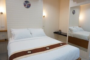 Deluxe Double Room | Free WiFi