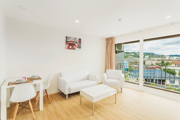 Living area - Condo in Kata in Ozonec- Unit D618 (Karon)