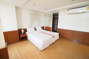 Suite | Soundproofing, free WiFi