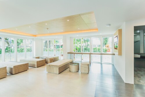 Condo in Kata in Ozone - A604