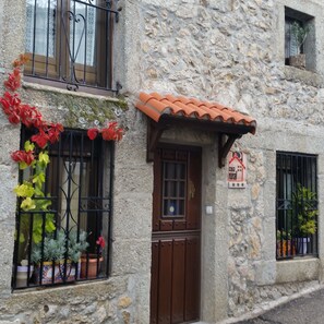 Casa de campo conforto, banheiro compartilhado | Fachada