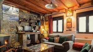 Lounge - La Covatilla III (La Hoya)
