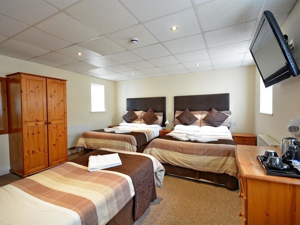 Family Suite, Ensuite (Family 5)