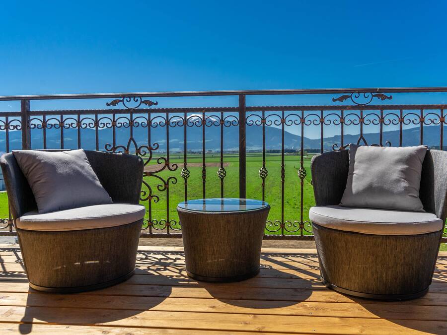 Deluxe Chalet, 1 Bedroom, Patio, Mountain View | Desk, soundproofing, free WiFi, bed sheets