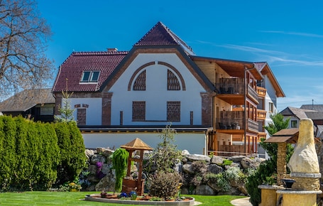 Terrasse/Patio. Hotel Restaurant Perschler