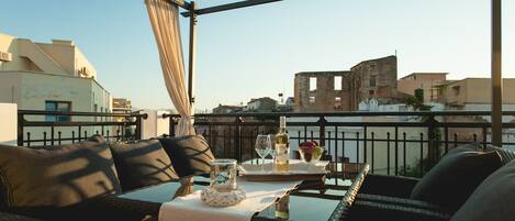 Luxury Suite, Terrace | Teres/patio