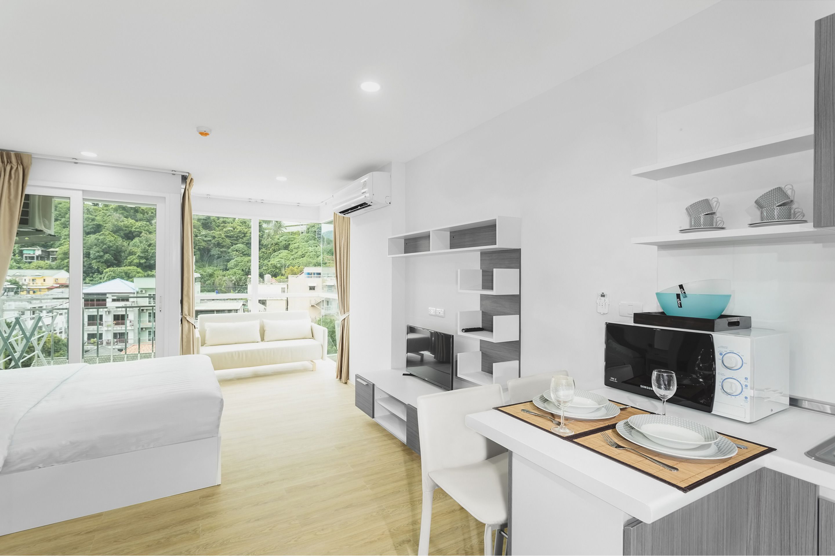 Studiolejlighed - 1 soveværelse | Pengeskab på værelset, mørklægningsgardiner, strygejern/strygebræt