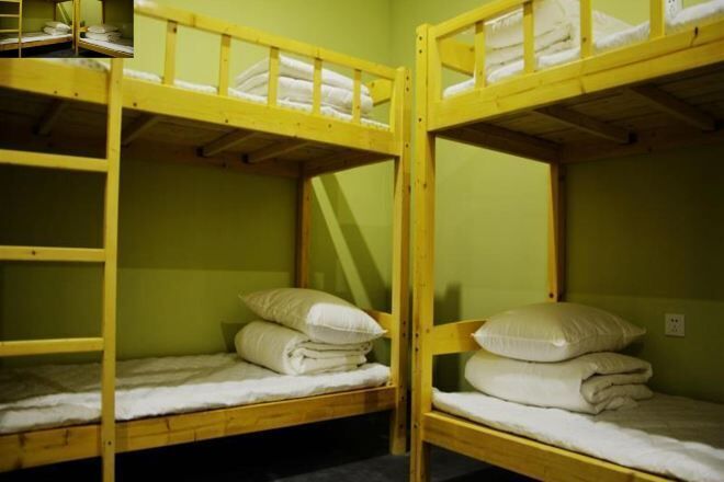 Desk, blackout curtains, free WiFi