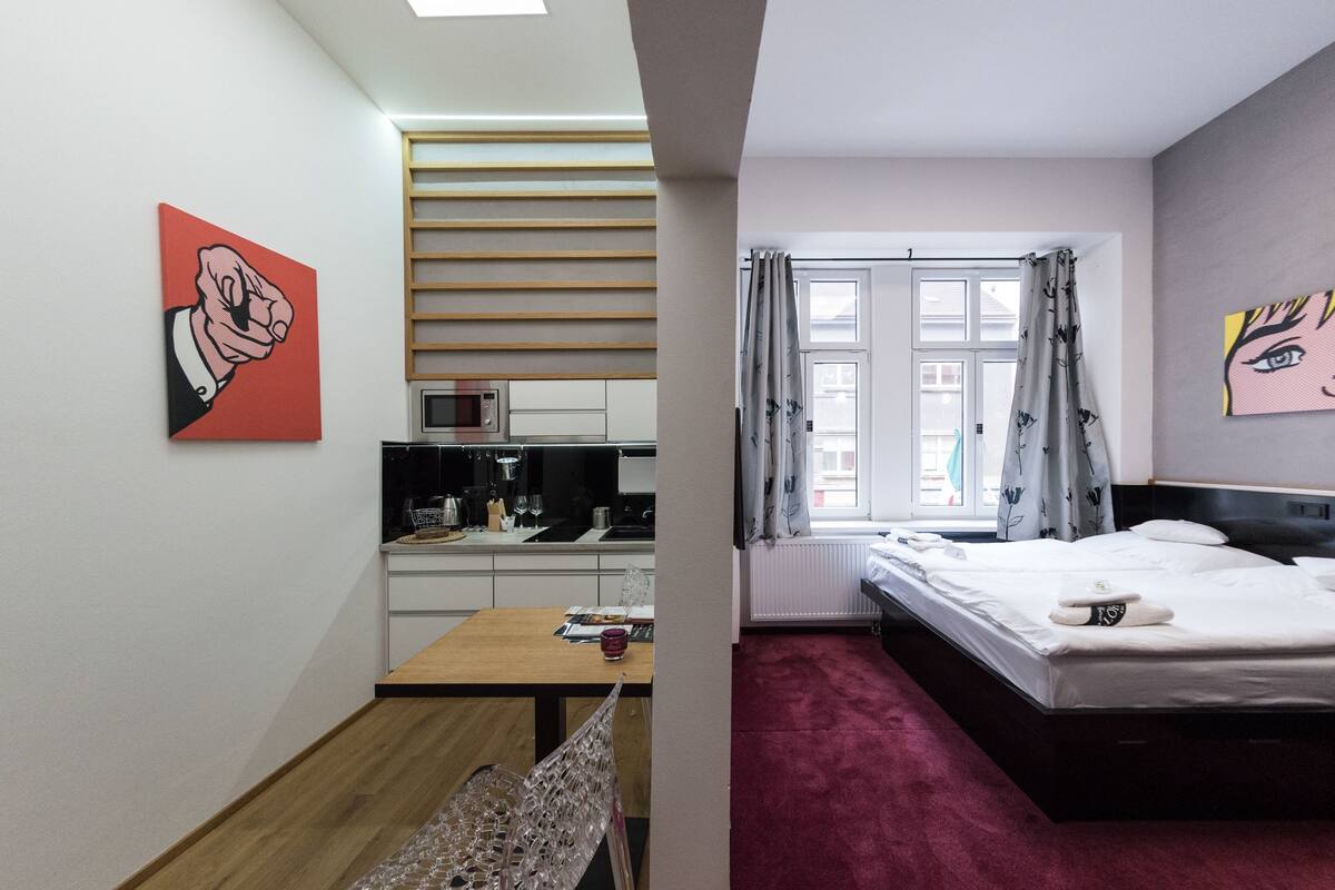 Desk, blackout curtains, free WiFi, bed sheets