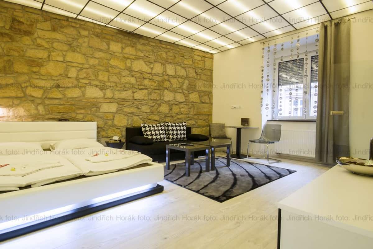 Desk, blackout curtains, free WiFi, bed sheets